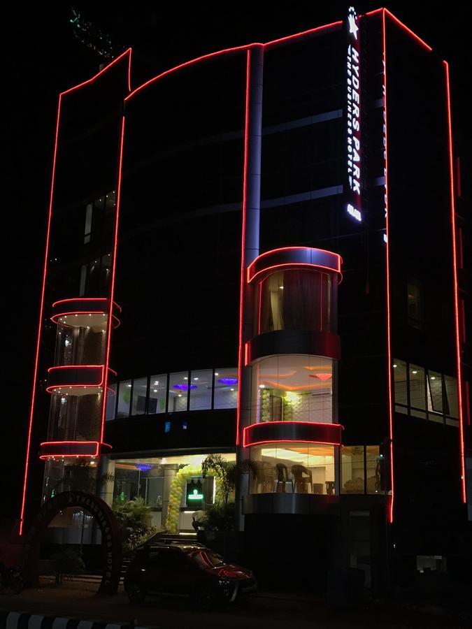 Hyders Park The Business Hotel Thanjavur Buitenkant foto