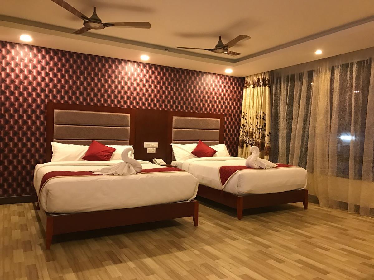 Hyders Park The Business Hotel Thanjavur Buitenkant foto