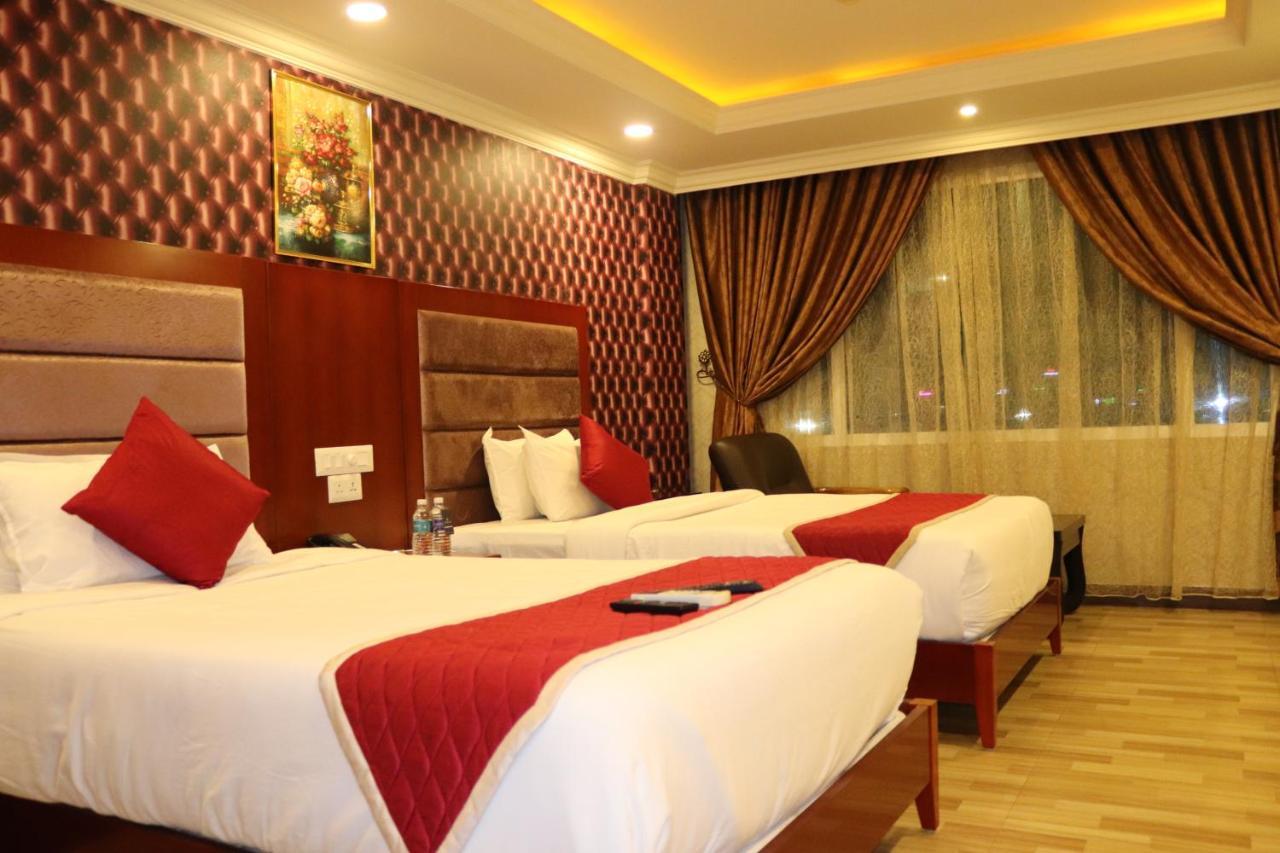Hyders Park The Business Hotel Thanjavur Buitenkant foto