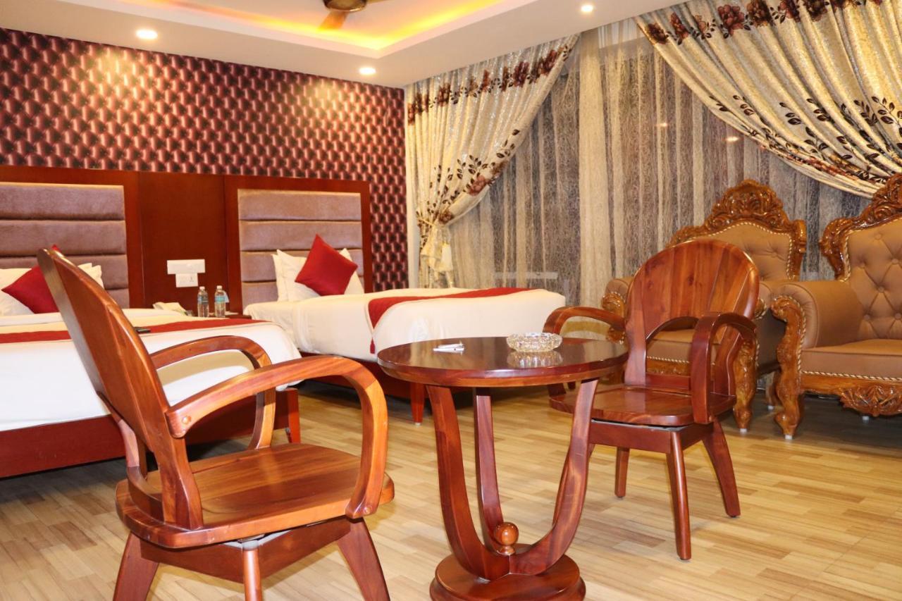 Hyders Park The Business Hotel Thanjavur Buitenkant foto
