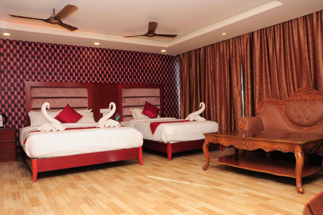 Hyders Park The Business Hotel Thanjavur Buitenkant foto